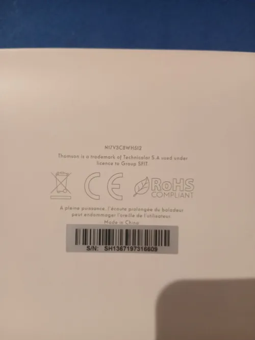 a vendre pc portable neuf THOMPSON 8G/512 SSD