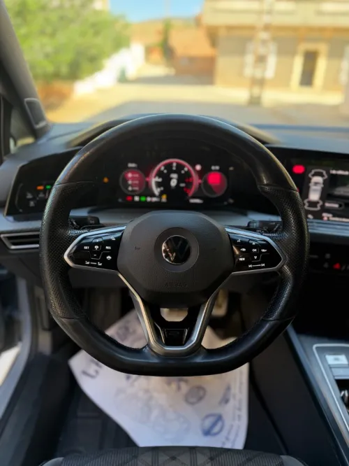 Volkswagen Golf 8 2021 R-Line