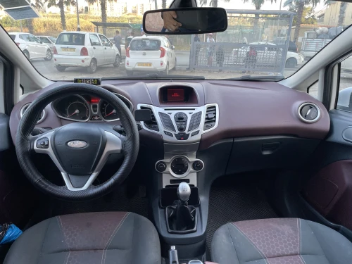 Ford Fiesta 2013 Titanium 