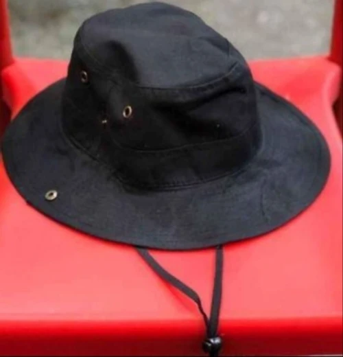 Chapeau de chasse 