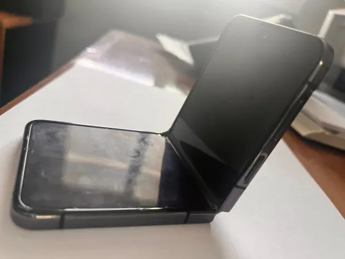 Samsung Galaxy z flip5