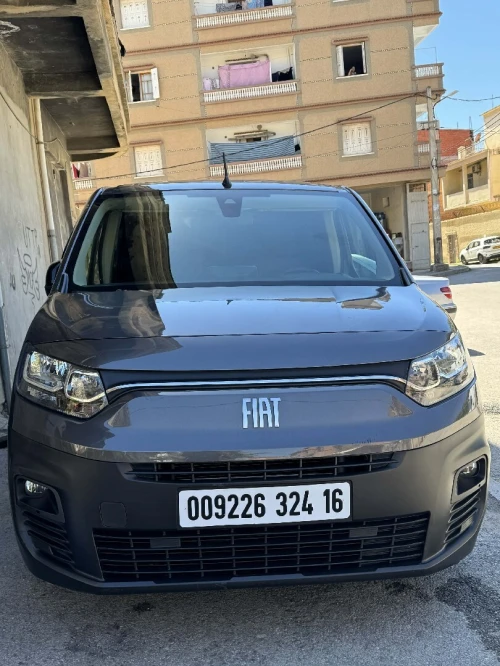 Fiat Doblo 2024 Italie