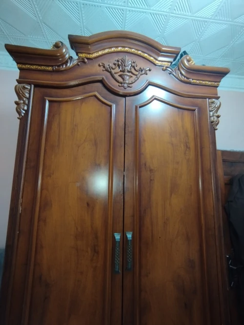 Armoire 2 portes en bois de hêtre