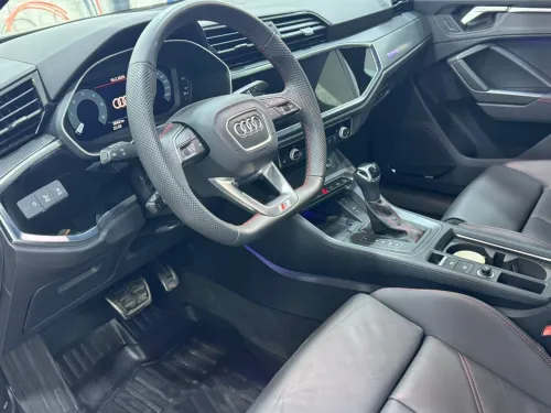 Audi Q3 2024 Back black