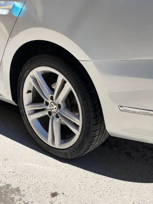 Volkswagen Passat 2015 Caraat