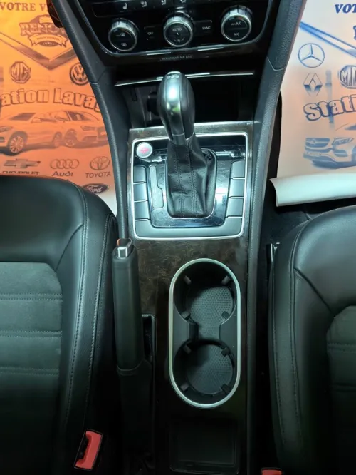 Volkswagen Passat 2015 Caraat