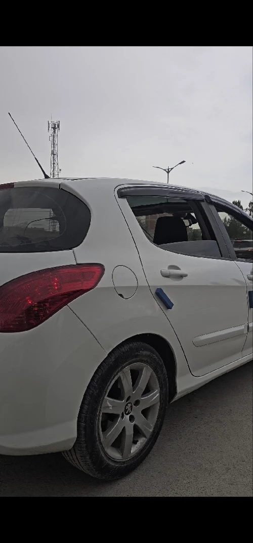 Peugeot 308 2012 Allur finition HAUTE HAUTE