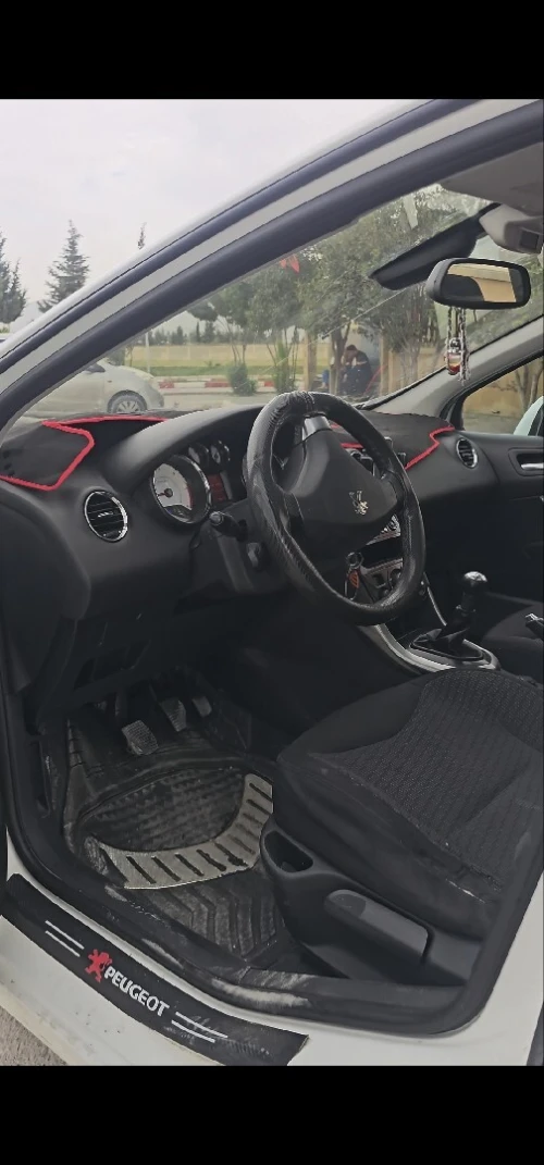 Peugeot 308 2012 Allur finition HAUTE HAUTE