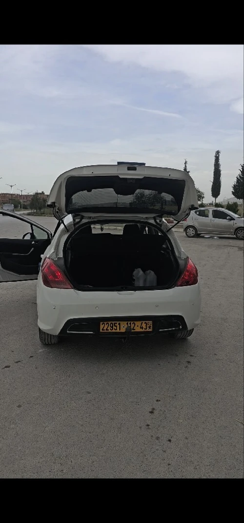 Peugeot 308 2012 Allur finition HAUTE HAUTE