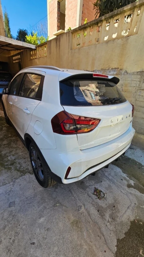 Livan X3 Pro  2025 La tout option