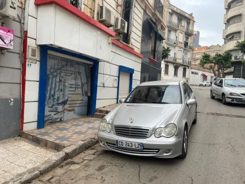 Location Local Oran Oran