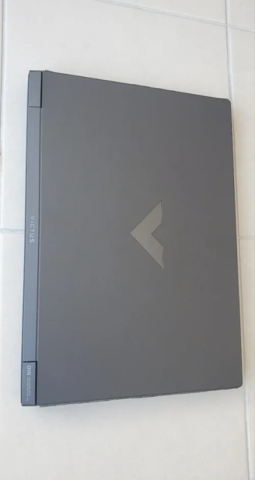 Laptop Gaming HP Victus 15 - Neuf - caba France