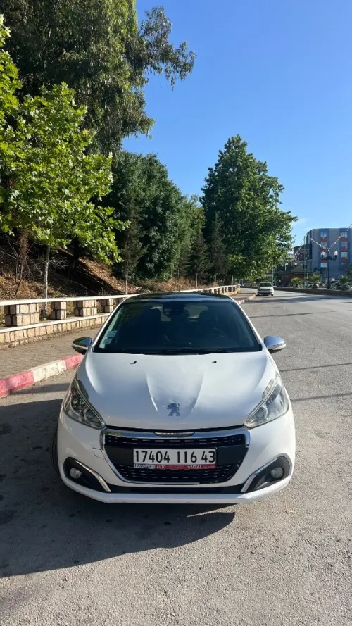 Peugeot 208 2016 Allure Facelift