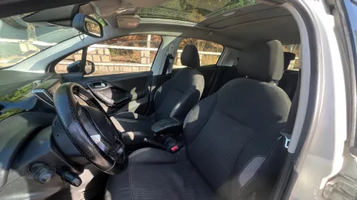 Peugeot 208 2016 Allure Facelift