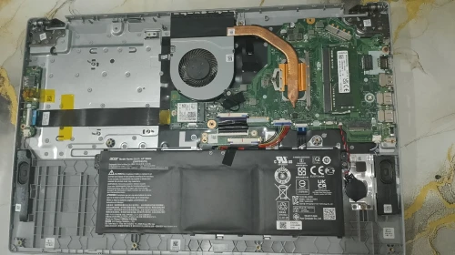 Acer Aspire 3 pour pièces (En panne)