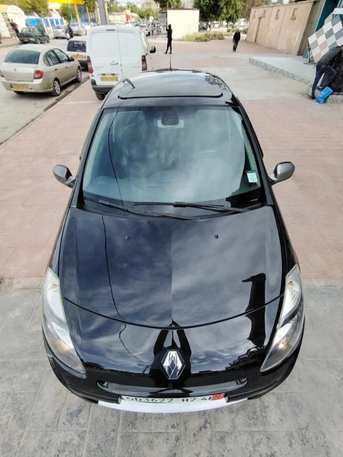 Renault Clio 3 2012 Night and Day