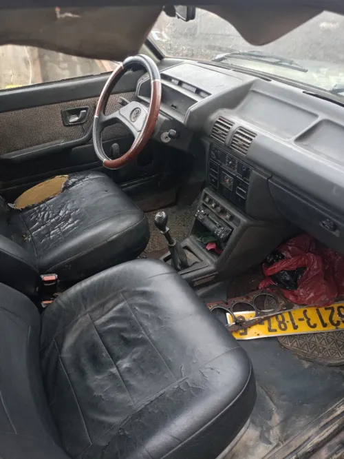 Peugeot 305 1987 305