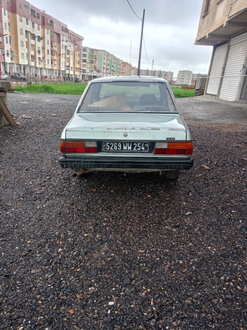 Peugeot 305 1987 305