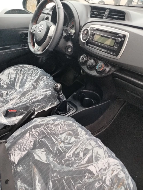 Toyota Yaris 2013 1 ère main