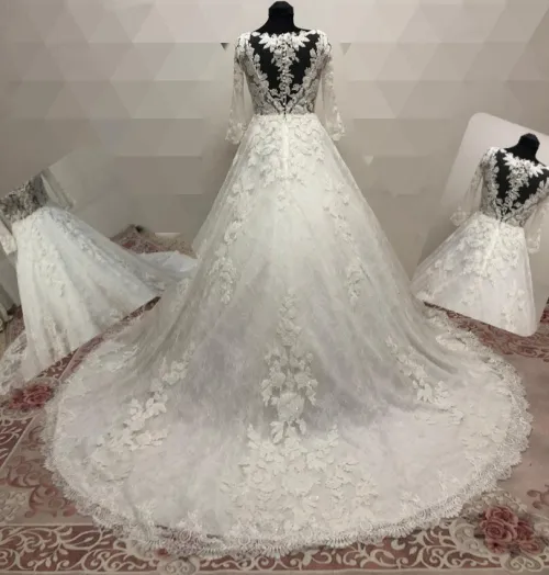 Location Robe blanche 12000da