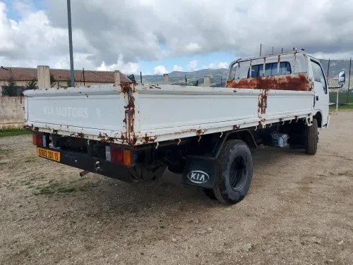 Kia K3600 2001