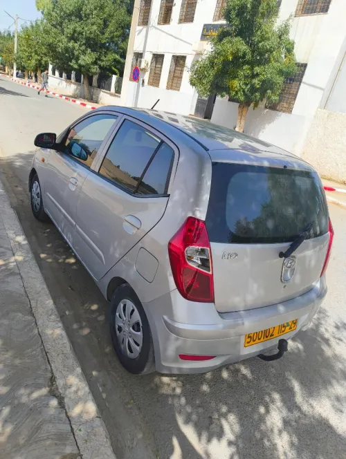 Hyundai i10 Plus 2015 GLS