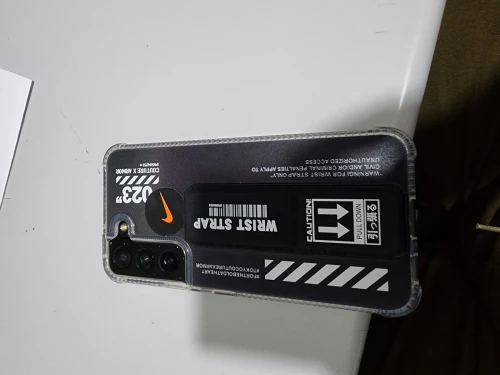 Samsung S22
