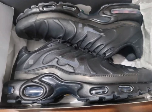 NIKE AIR MAX PLUS ACW*