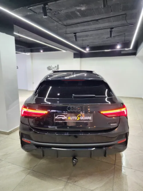 Audi Q3 2023 Slin