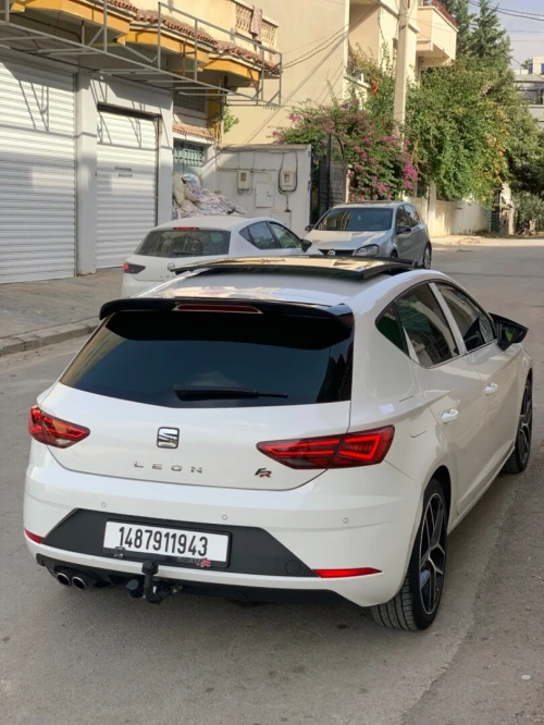 Seat Leon 2019 Leon beats