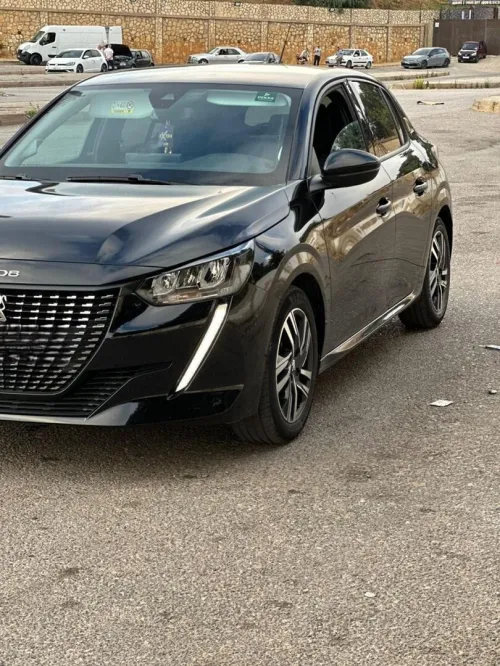 Peugeot 208 2024 