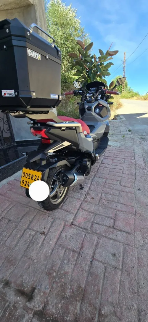 Sym Huski adv 200 2024