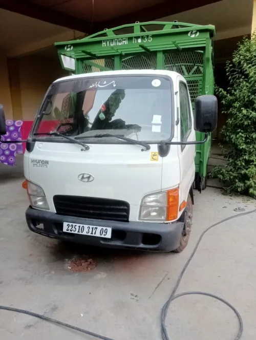 Hyundai hd35 2017