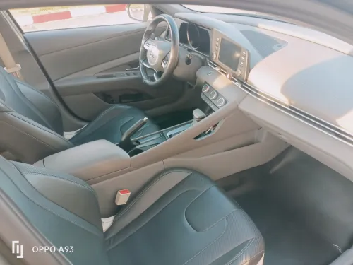 Hyundai Elantra 2022 