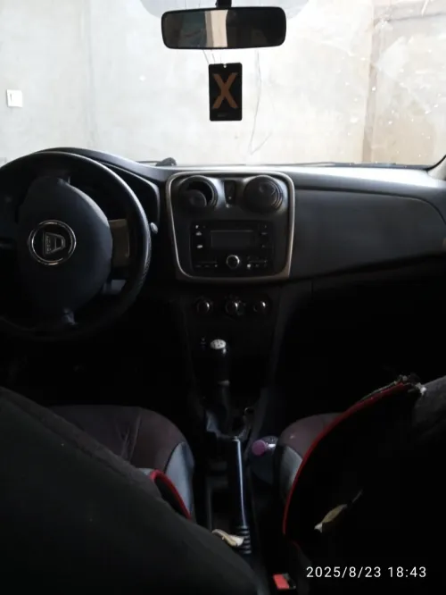 Renault dacia laugan 2015 