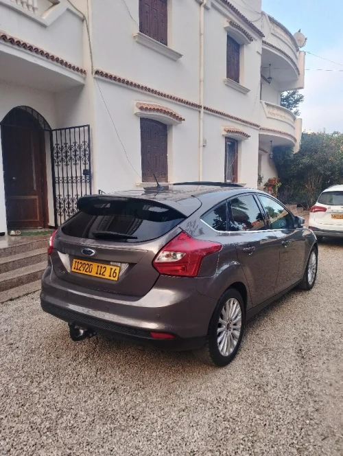 Ford Focus 4 portes 2012 Focus 4 portes