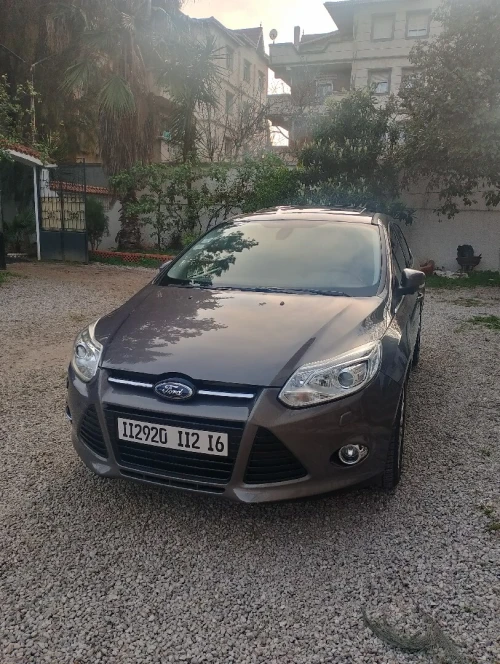 Ford Focus 4 portes 2012 Focus 4 portes