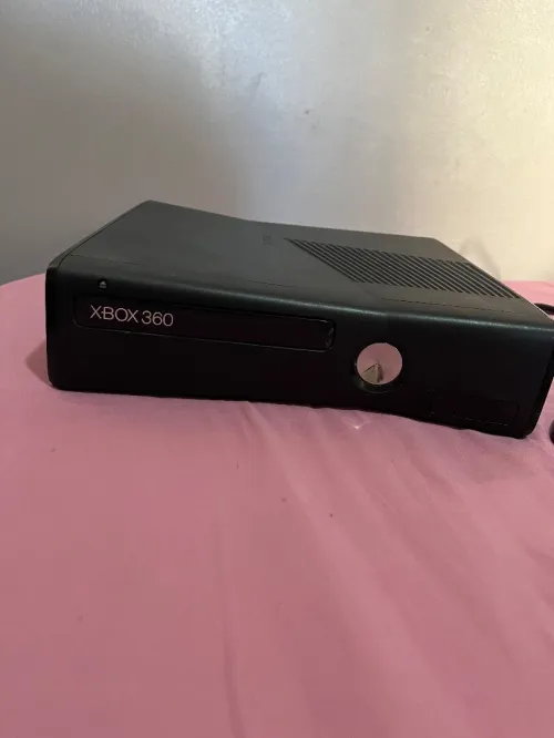 Xbox 360 slim 250G