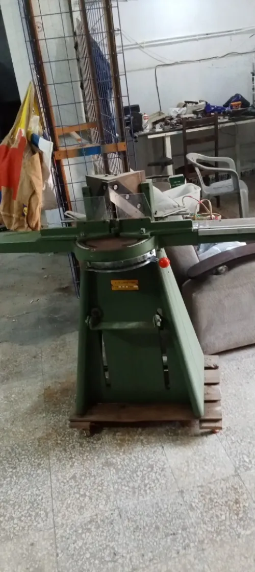 Machines de fabrication de cadres