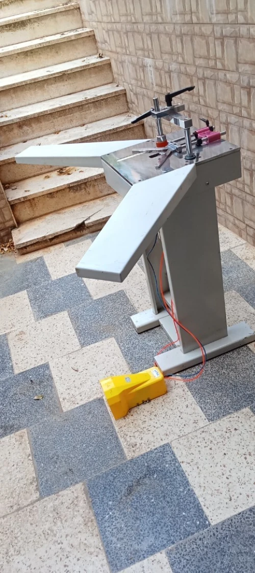 Machines de fabrication de cadres