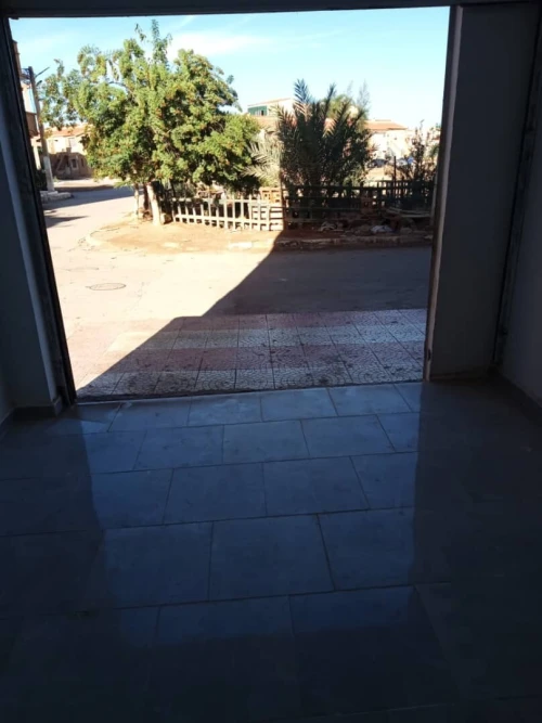 Location Local Oran El Kerma