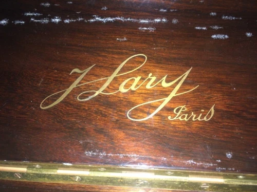Piano Hary Paris