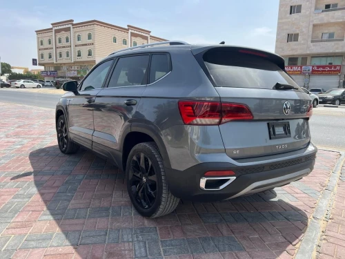 Volkswagen Taos 2024 SE