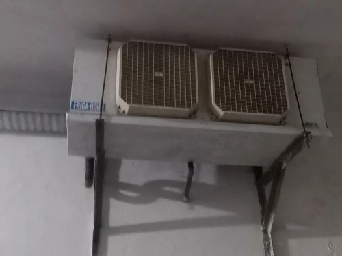 Moteur chambre froide 30 chevaux marque Copeland et 2 évaporateur 