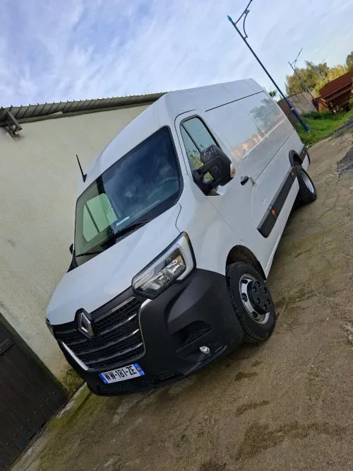 Renault 3 سنوات Mastar 3panx jml 2025