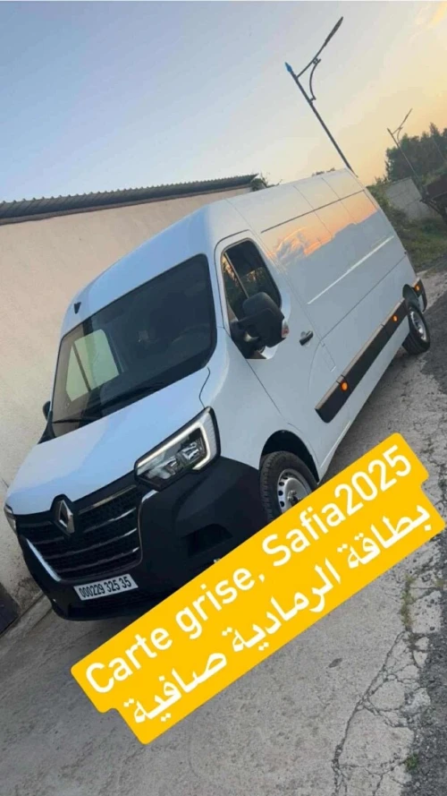 Renault Master 3 panneaux safia 2025