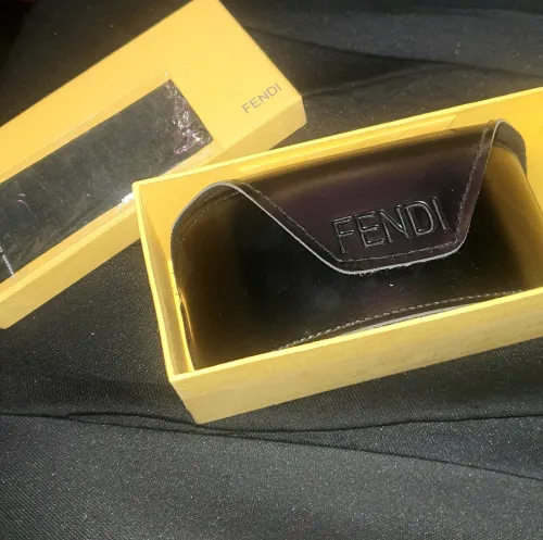 lunettes fendi originales 