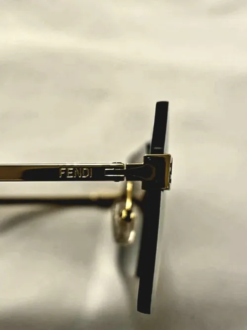 lunettes fendi originales 