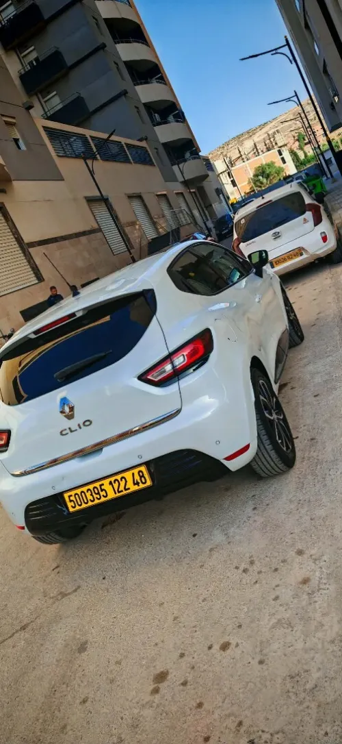 Renault Clio 4 2022 Limited 2