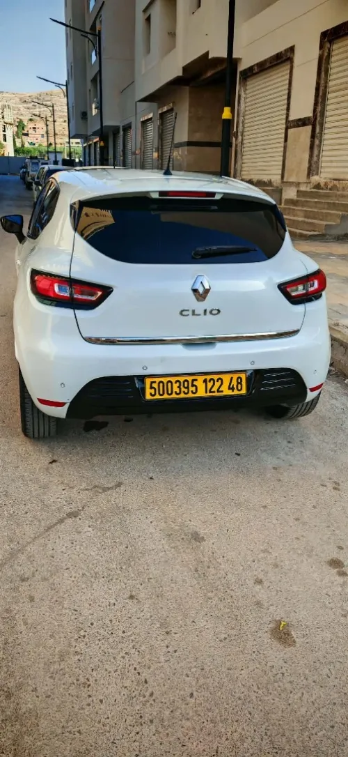 Renault Clio 4 2022 Limited 2